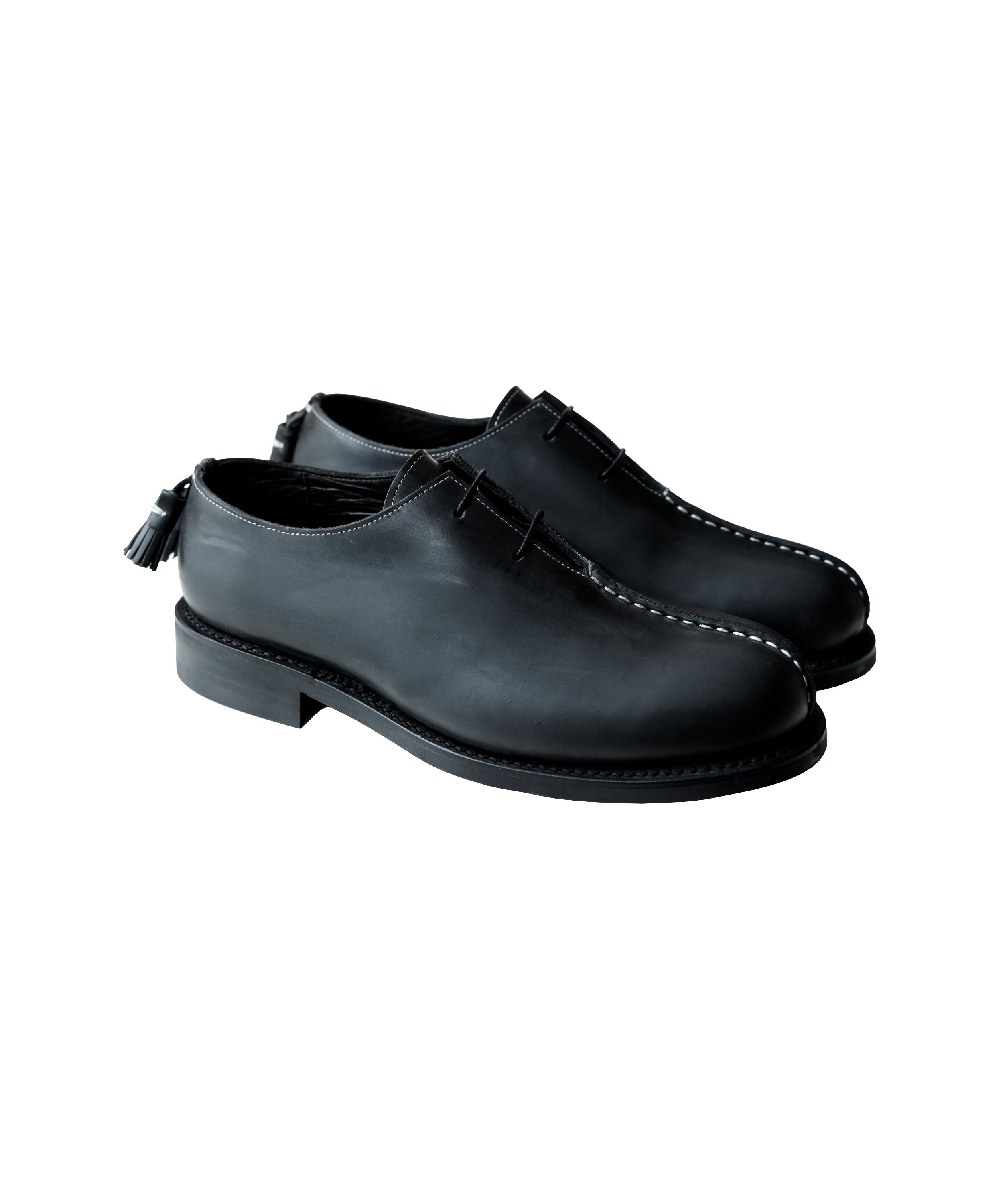 WorldRoverShoeBlackGreasedLeather2.jpg