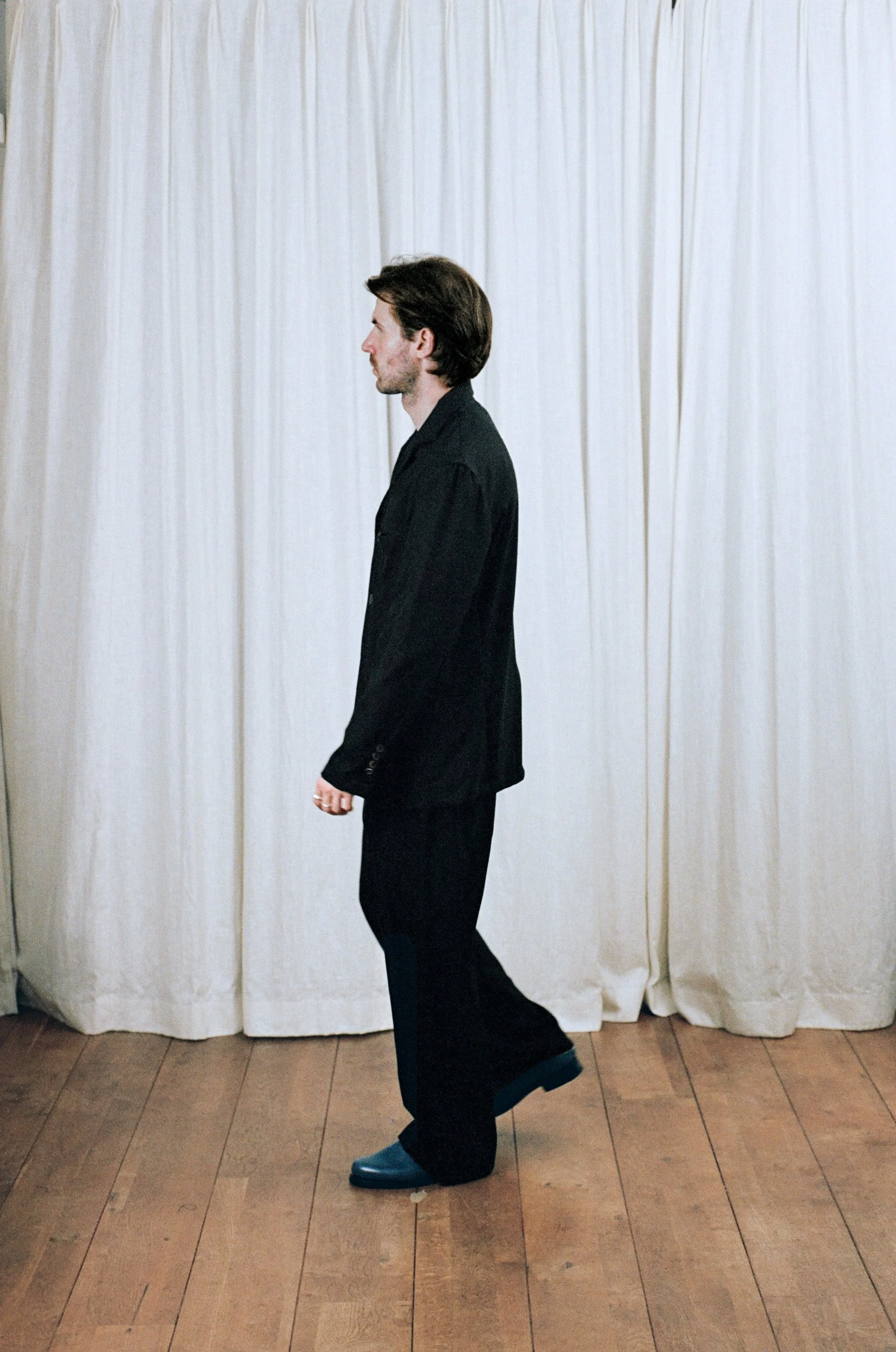 AIESS27LOOKBOOK38.jpg