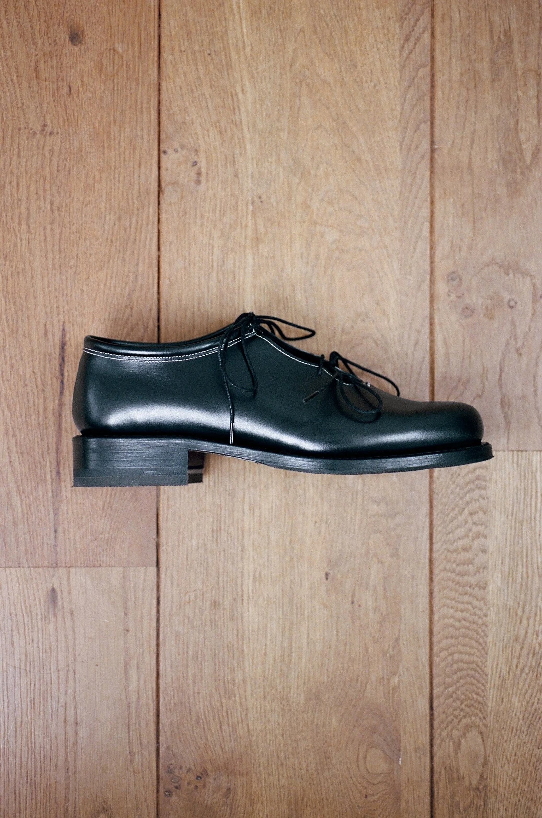 AIESS27LOOKBOOKITEM9.jpg