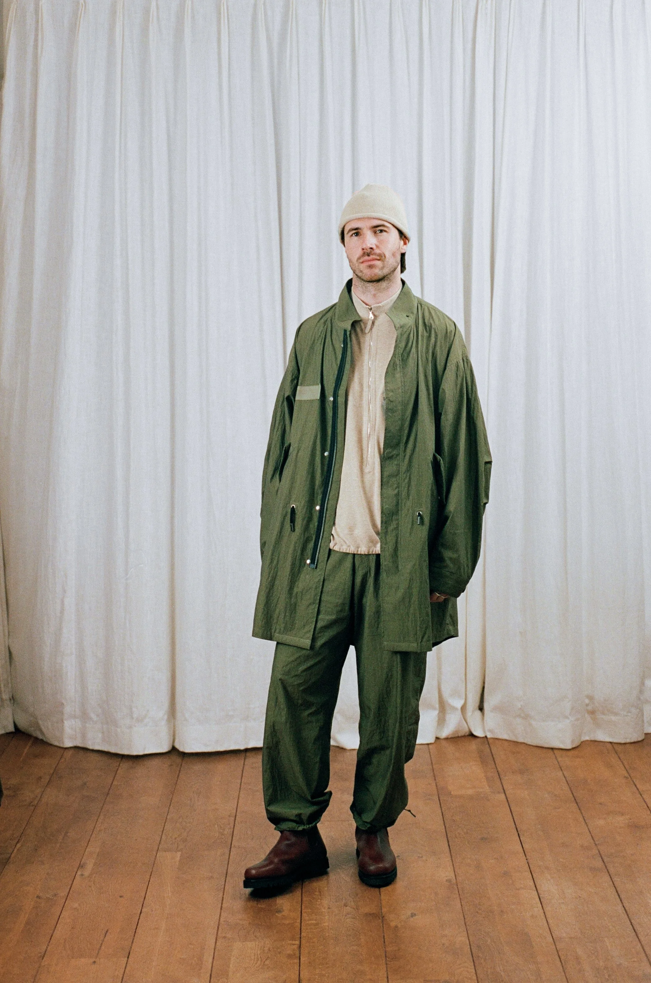 AIESS27LOOKBOOK19.jpg