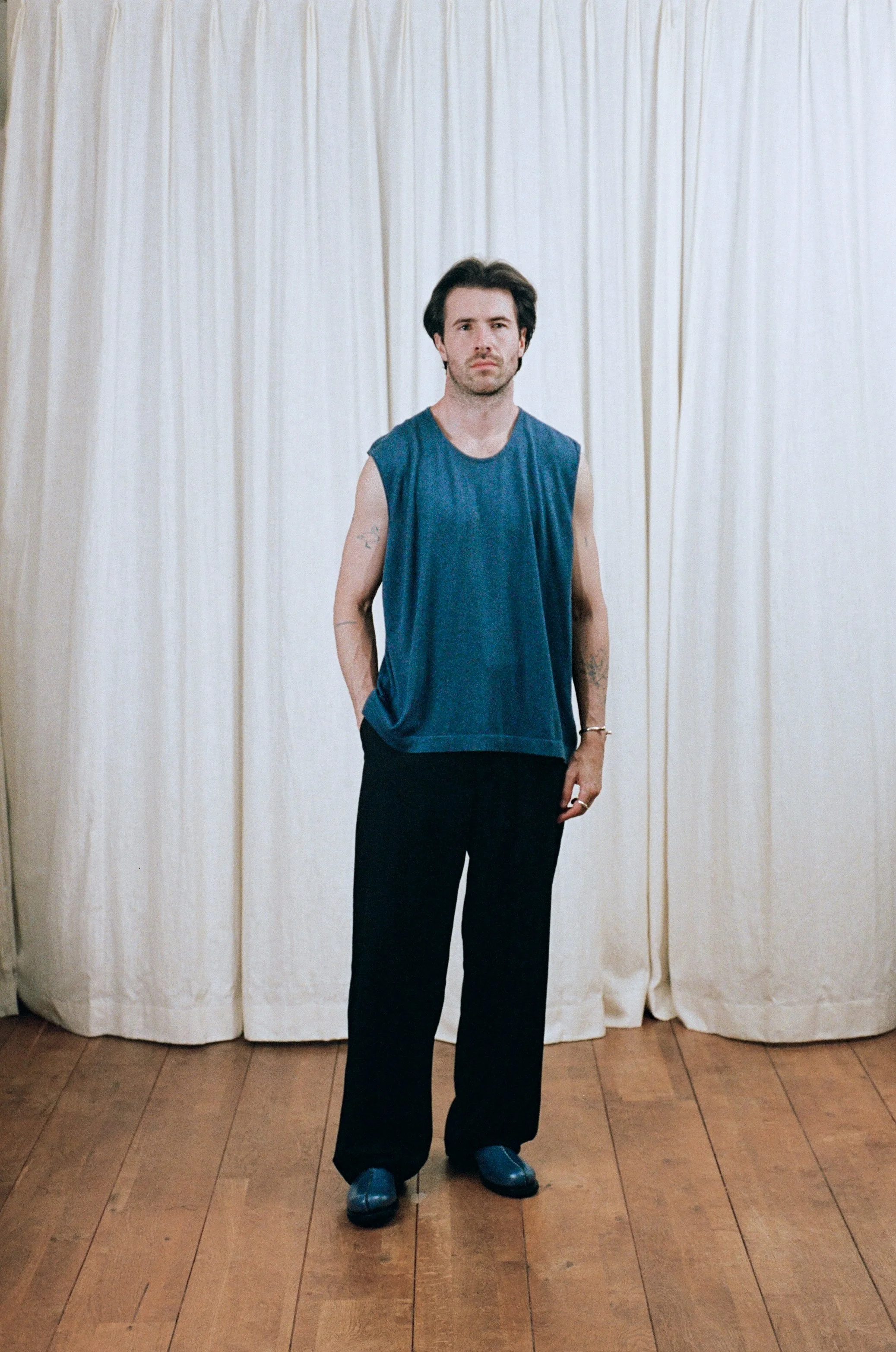 AIESS27LOOKBOOK39.jpg