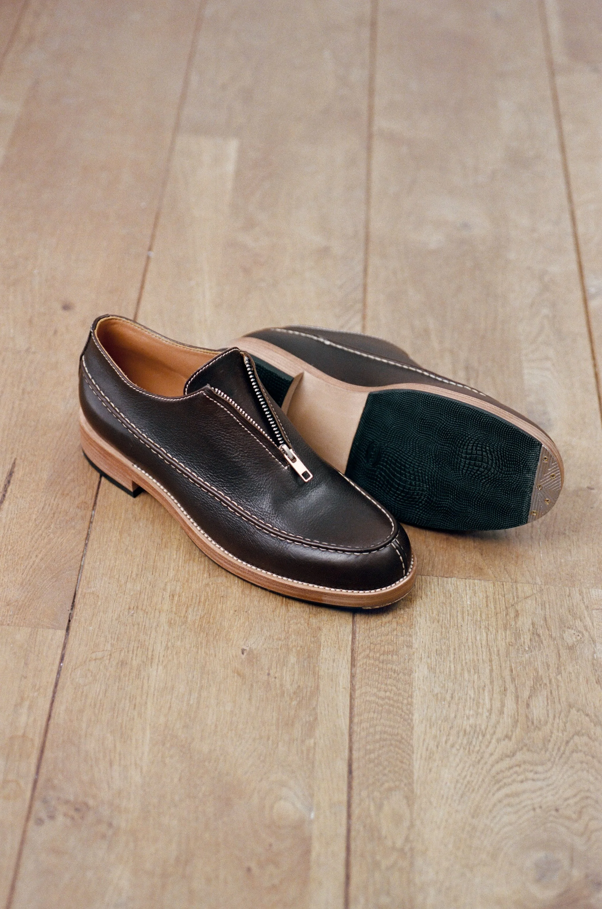 AIESS27LOOKBOOKITEM7.jpg