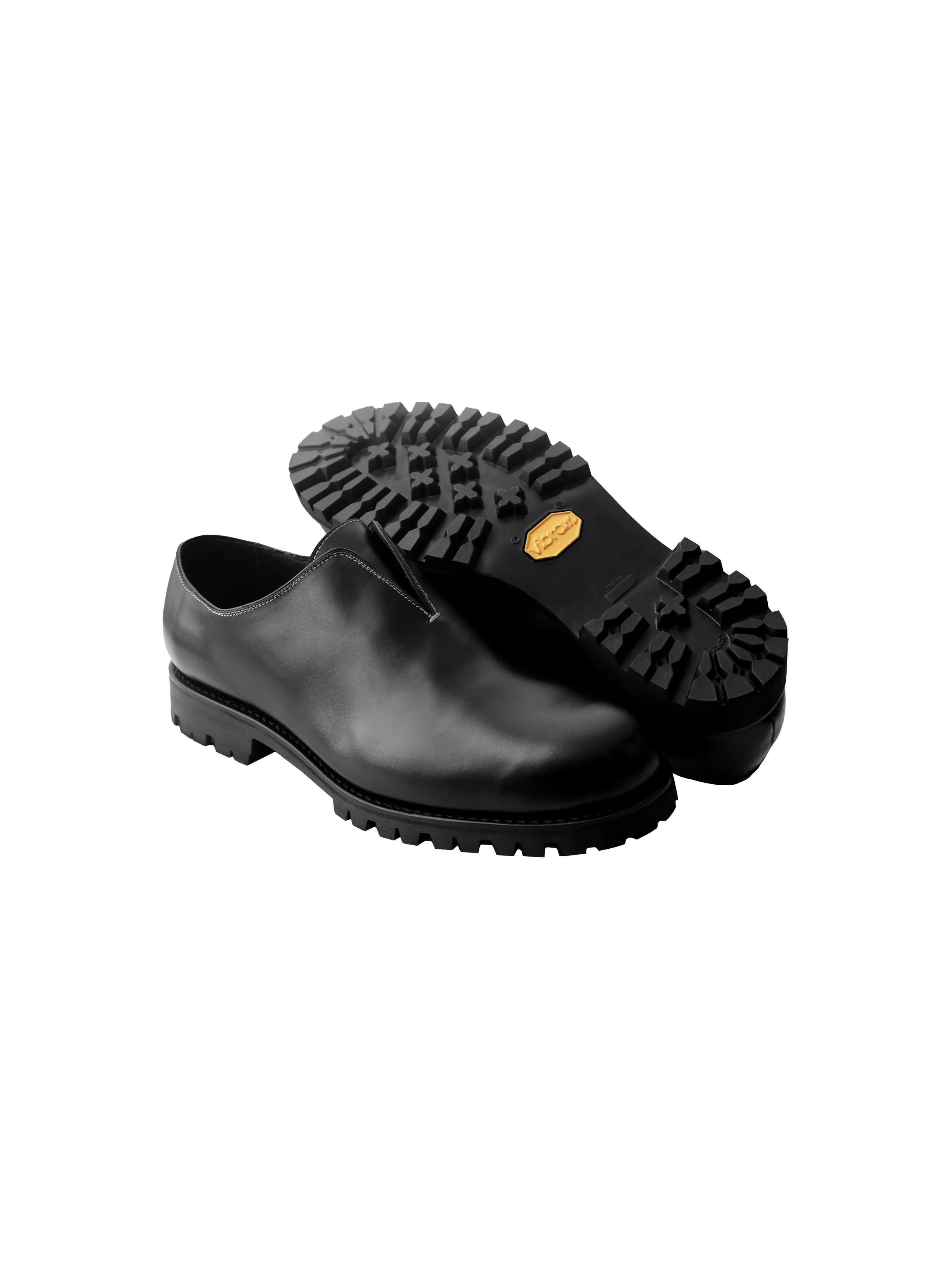 ArtistShoeBlackLeather2.jpg
