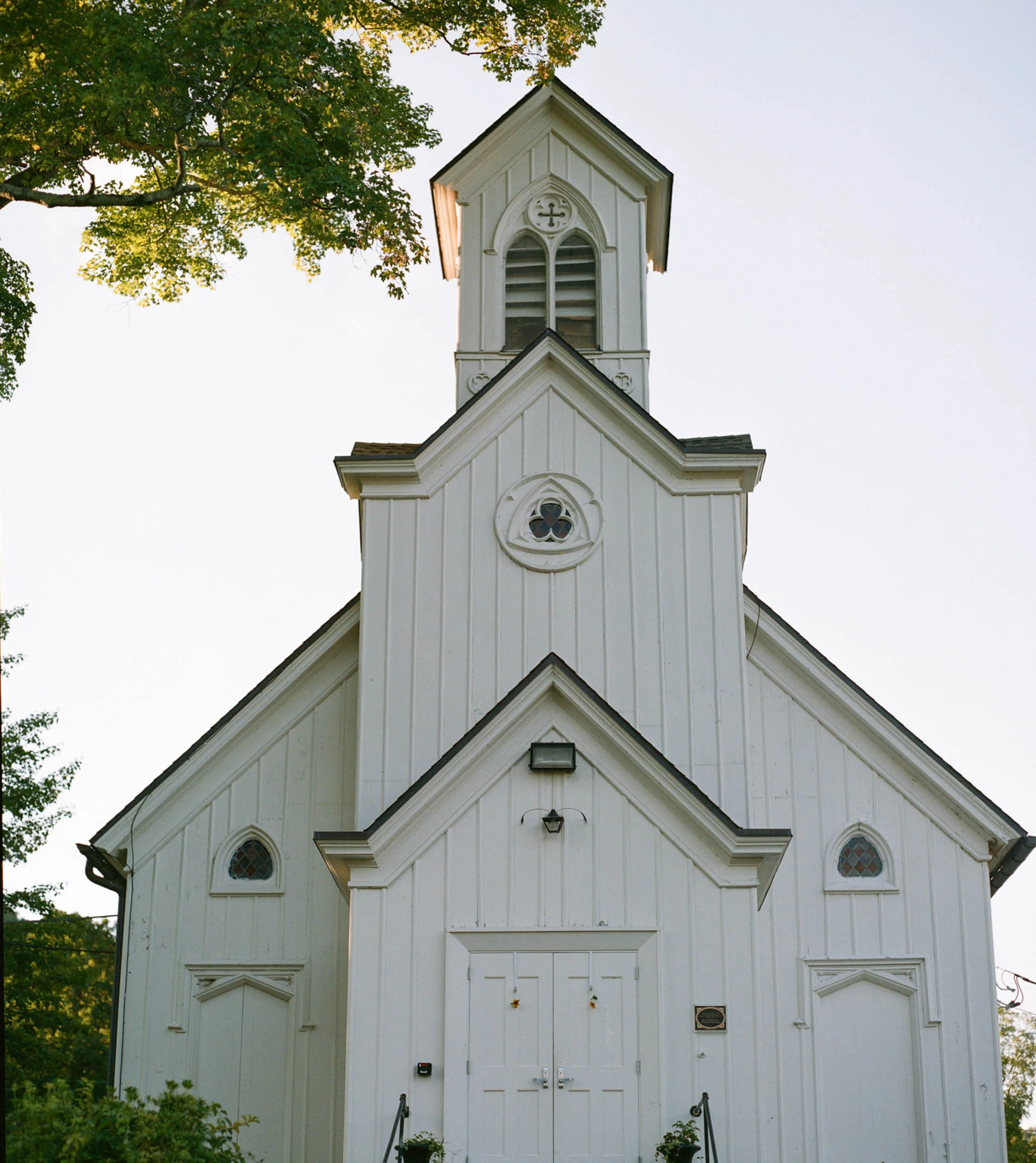While this was originally a church, I never knew it as such. This was actually the Hibernia, NJ library which was only about 50 yard from my house. My grandmother was the town's head librarian and would always reserve the latest Shark books for me when they would arrive (I was fascinated by sharks as a child). Only now do I realize how lucky I was to live so close to a library. I still remember the smell of aging paperbacks permeating the inside of that library.