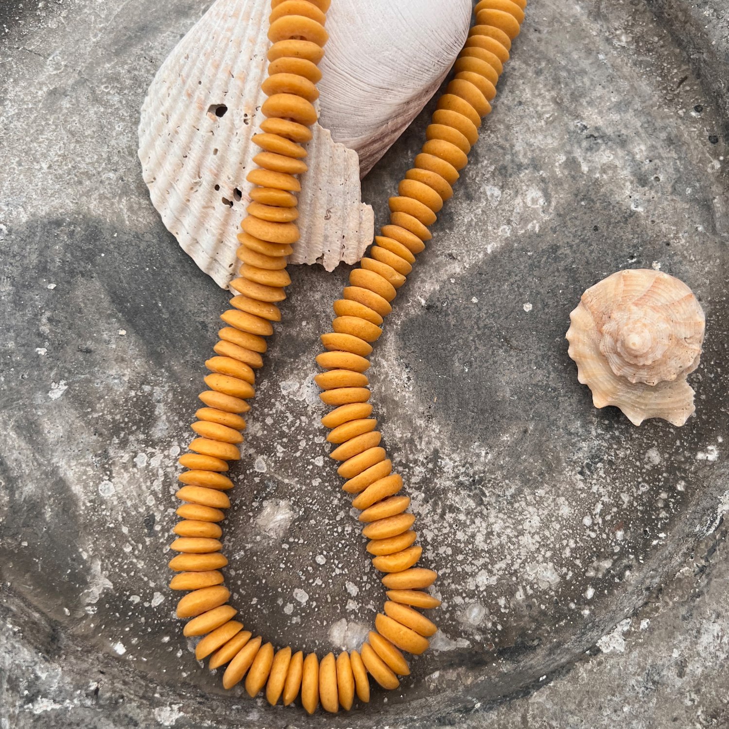 Bahaari_necklace-bead-orange3.jpg