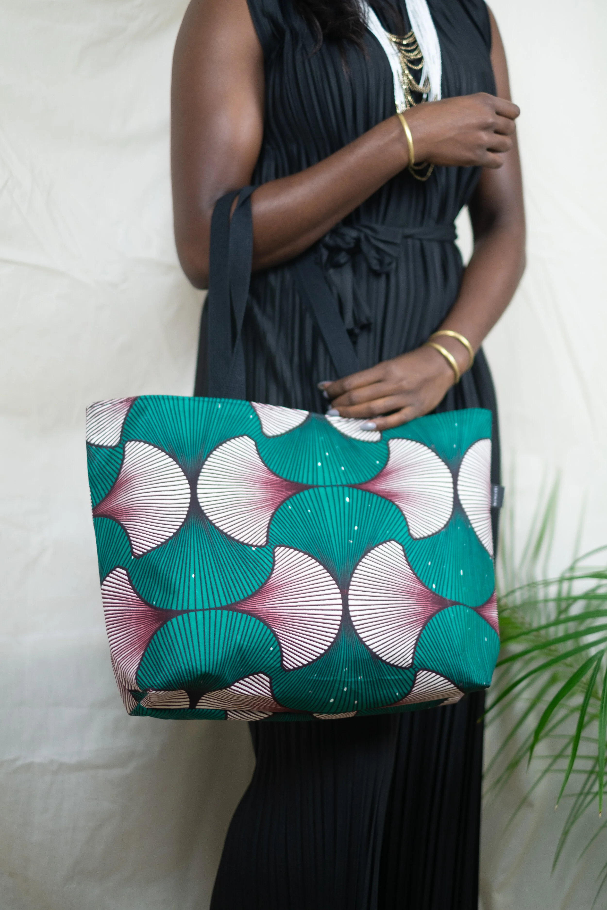 The CONGO Shopper Bag