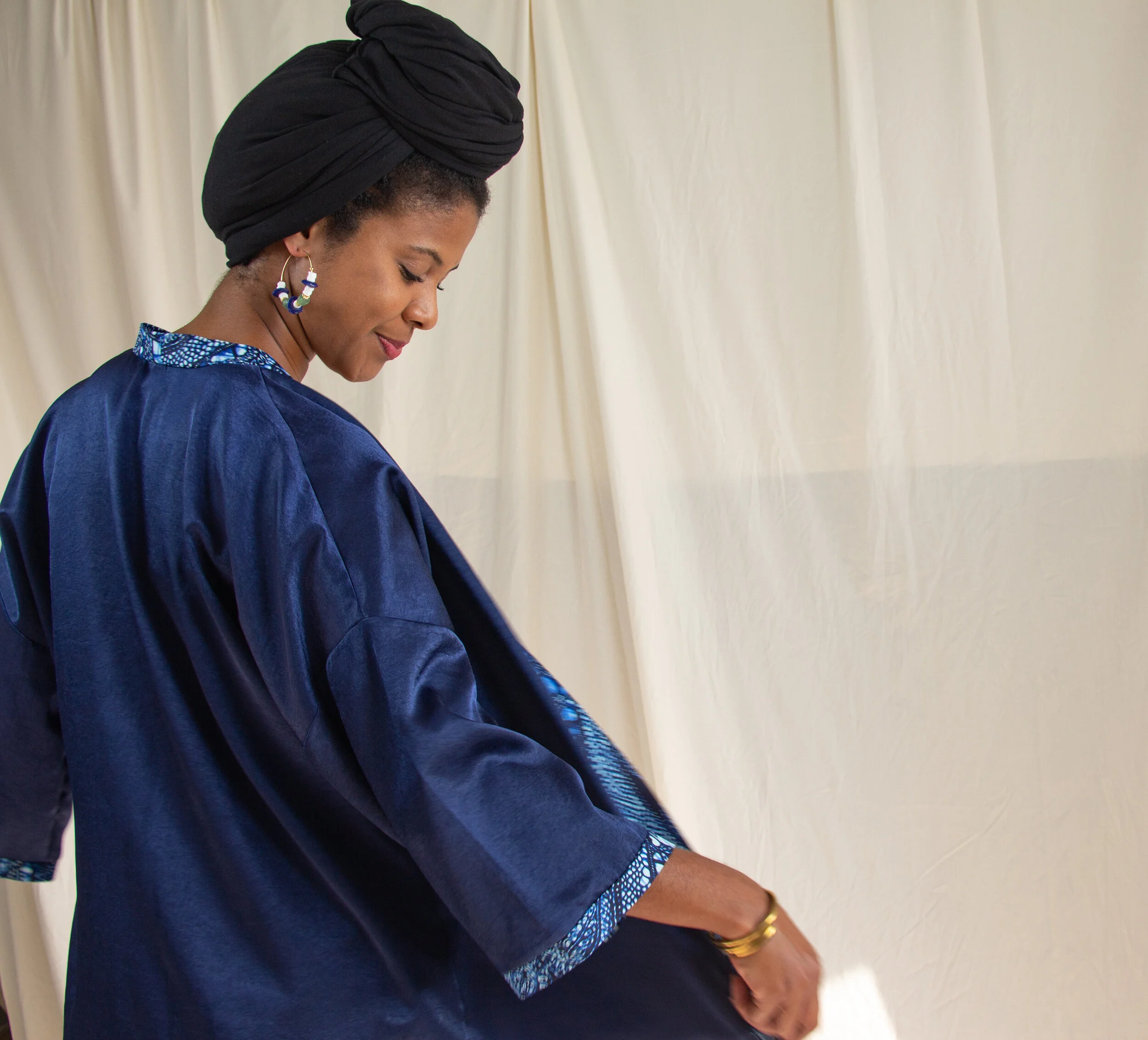 Bahaari-Kimono Deepblue2.jpg