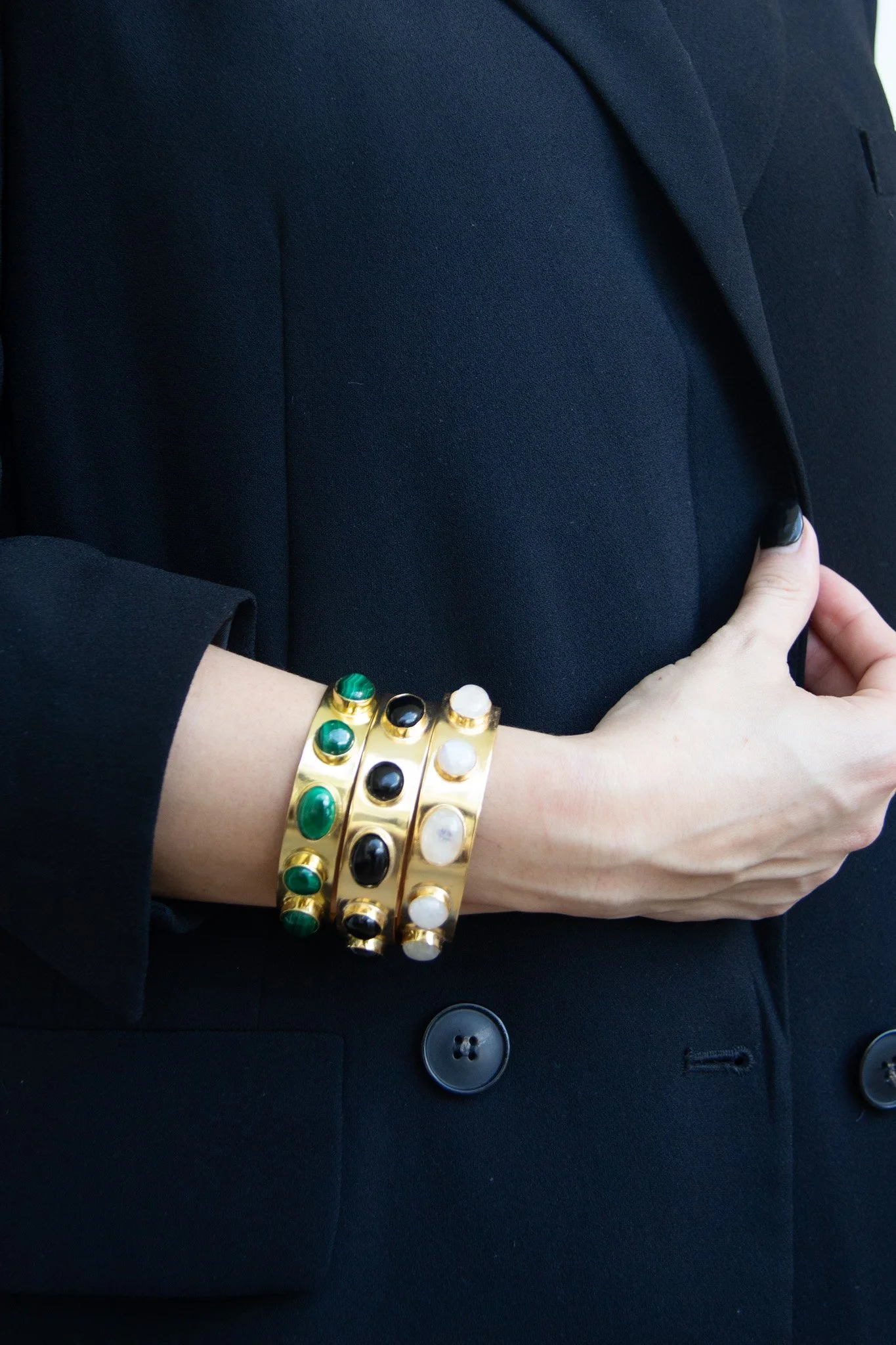Bahaari_cuff_multi stones.jpg