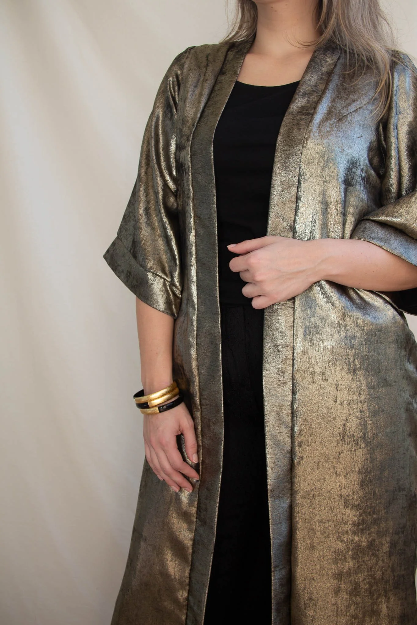 Bahaari_Kimono Gold Era1.jpg