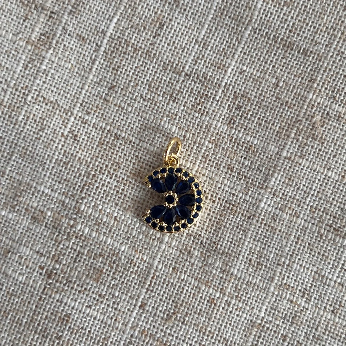 Bahaari_Charm-blue-Flower.jpg
