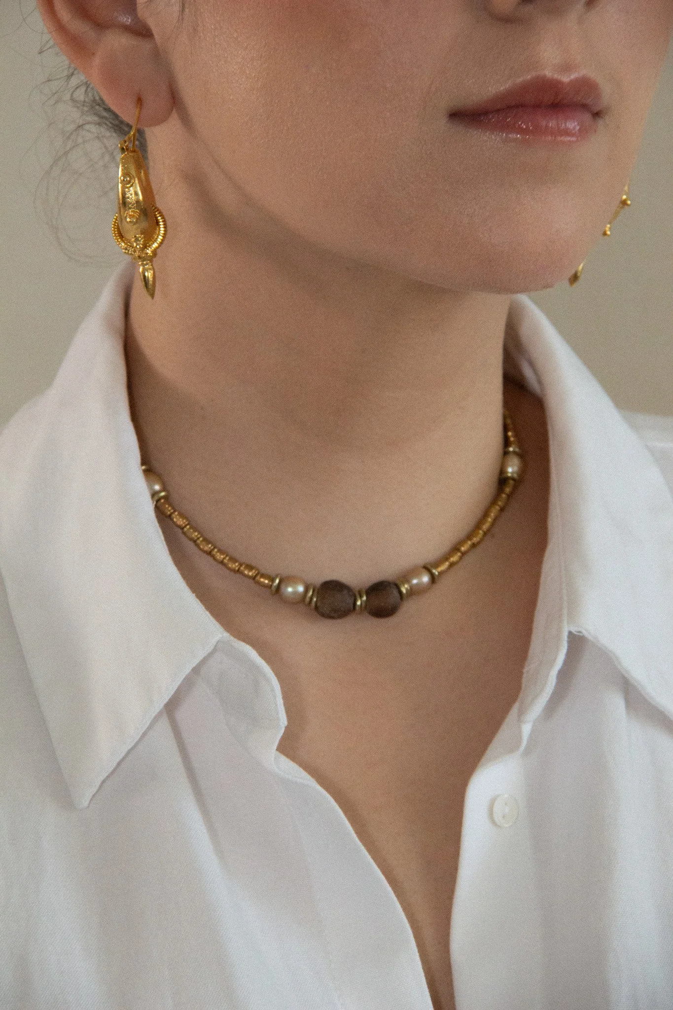 Bahaari_Necklace Taupe1.jpg