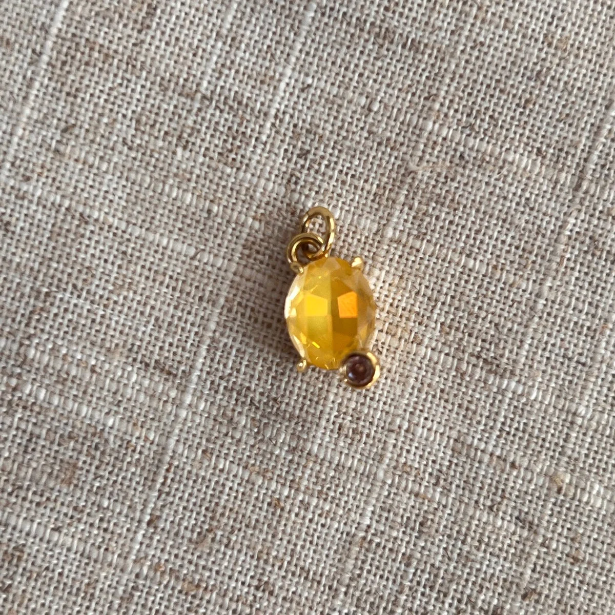 Bahaari_Charm-Pendant-yellow-crystal.jpg