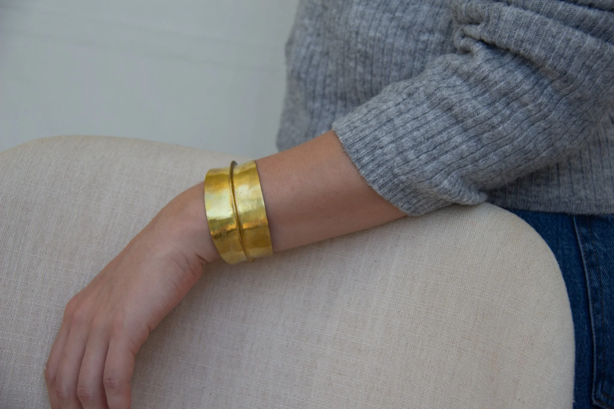 Bahaari_Fulani_cuff_gold.jpg
