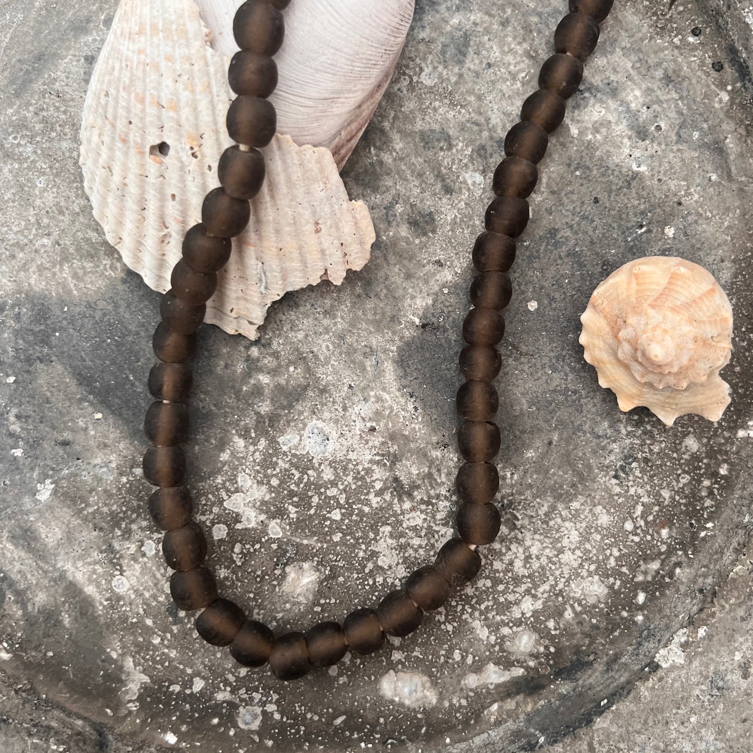 Bahaari_necklace-bead-brown2.jpg