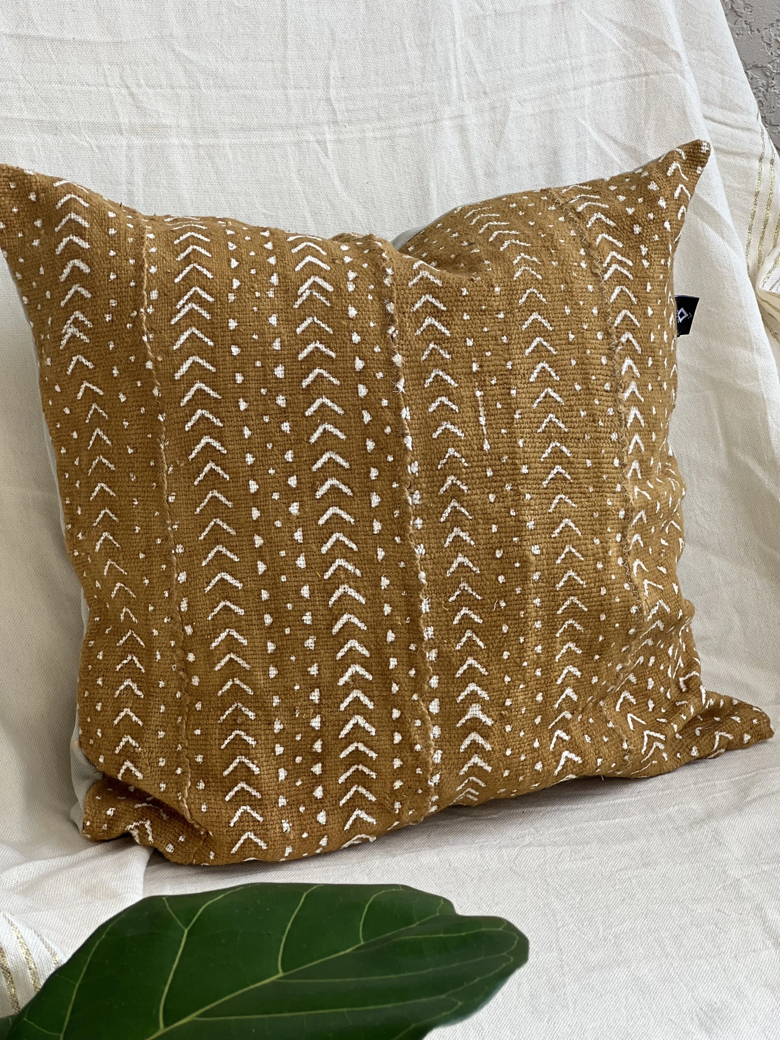 Bahaari_Mucloth Pillow Cover_Yellow Mustard3.jpeg
