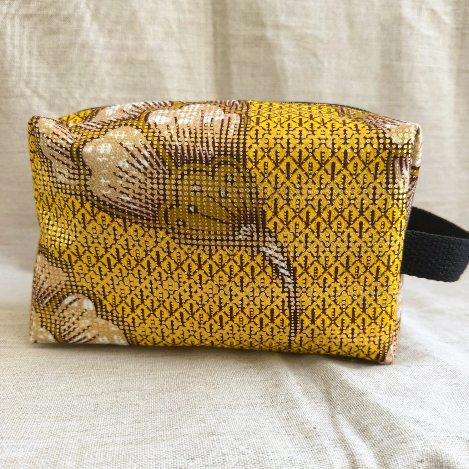 Gold Peony Dopp Kit