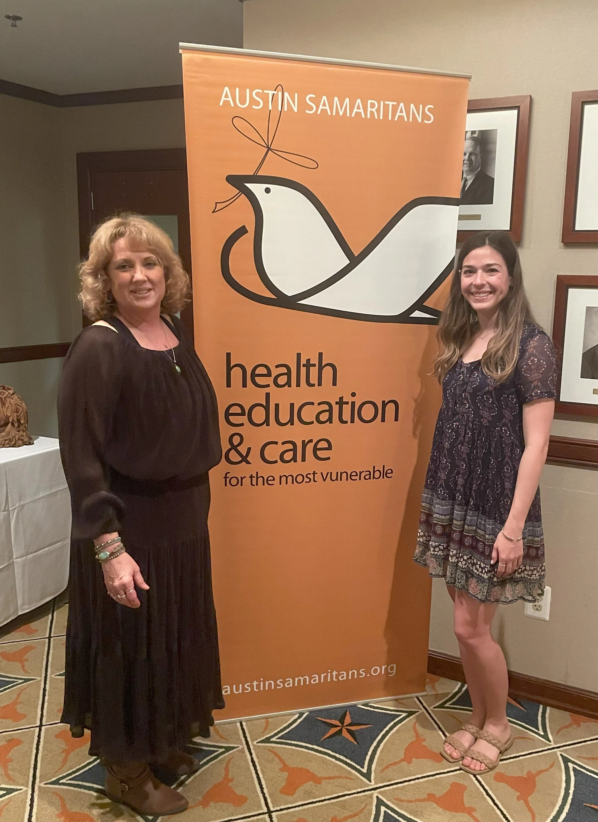 xx-Volunteers Lindsey and Allison.jpg