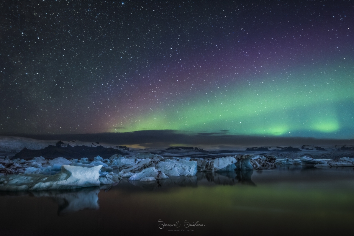 Some purple and green Auroras over Jökulsárlón glacier lagoon.