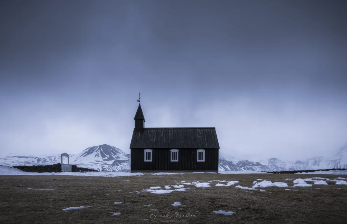 Búðakirkja in a blizzard!