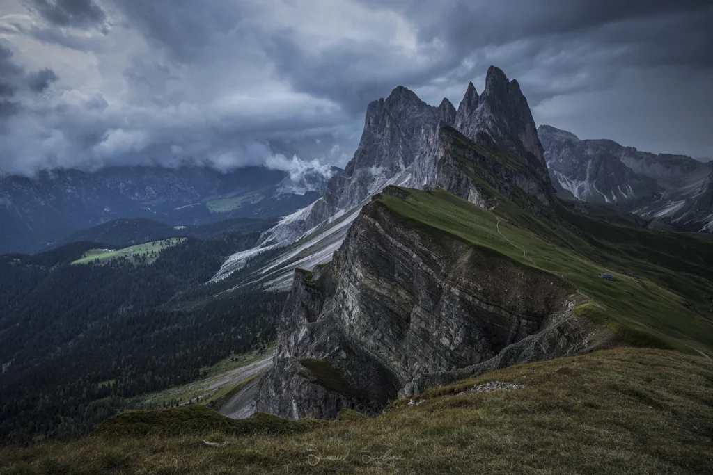 Seceda Ridgeline at Sunset.