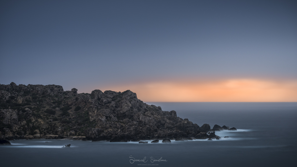 Then out of nowhere, a little gap on the horizon with lovely light bursting through!