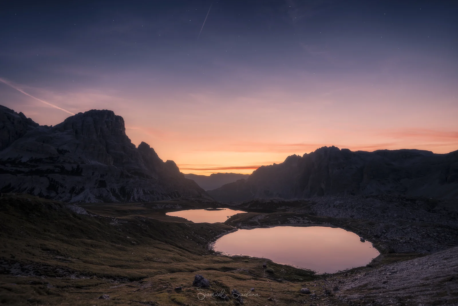 The ‘Laghi del Piani’ near Monte Paterno before sunrise.