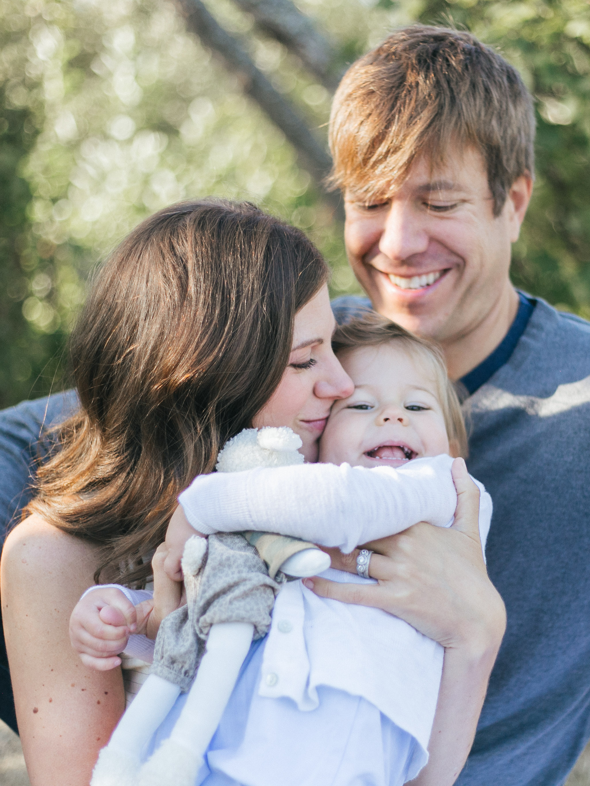 Bellevue Family Photos in Medina Park Chelsea Macor Photography Seattle Lifestyle Photographer-6.jpg