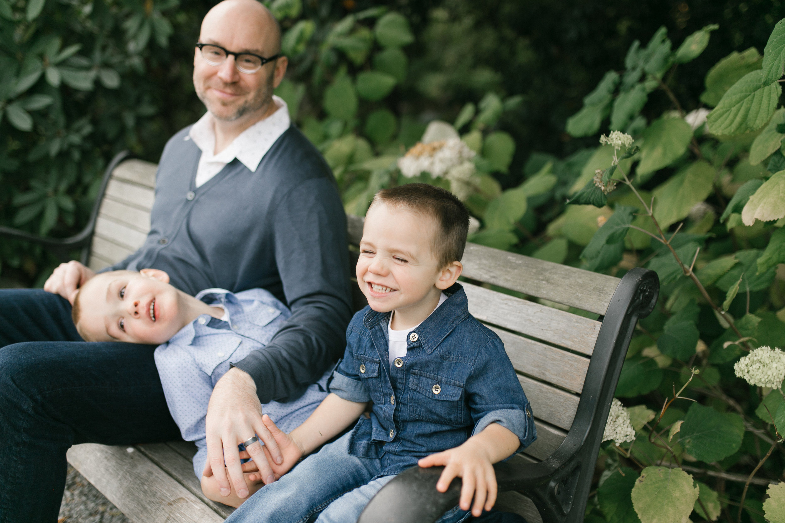 Family photos at Bellevue Botanical Garden, natural light with toddlers | Chelsea Macor Photography-20.jpg