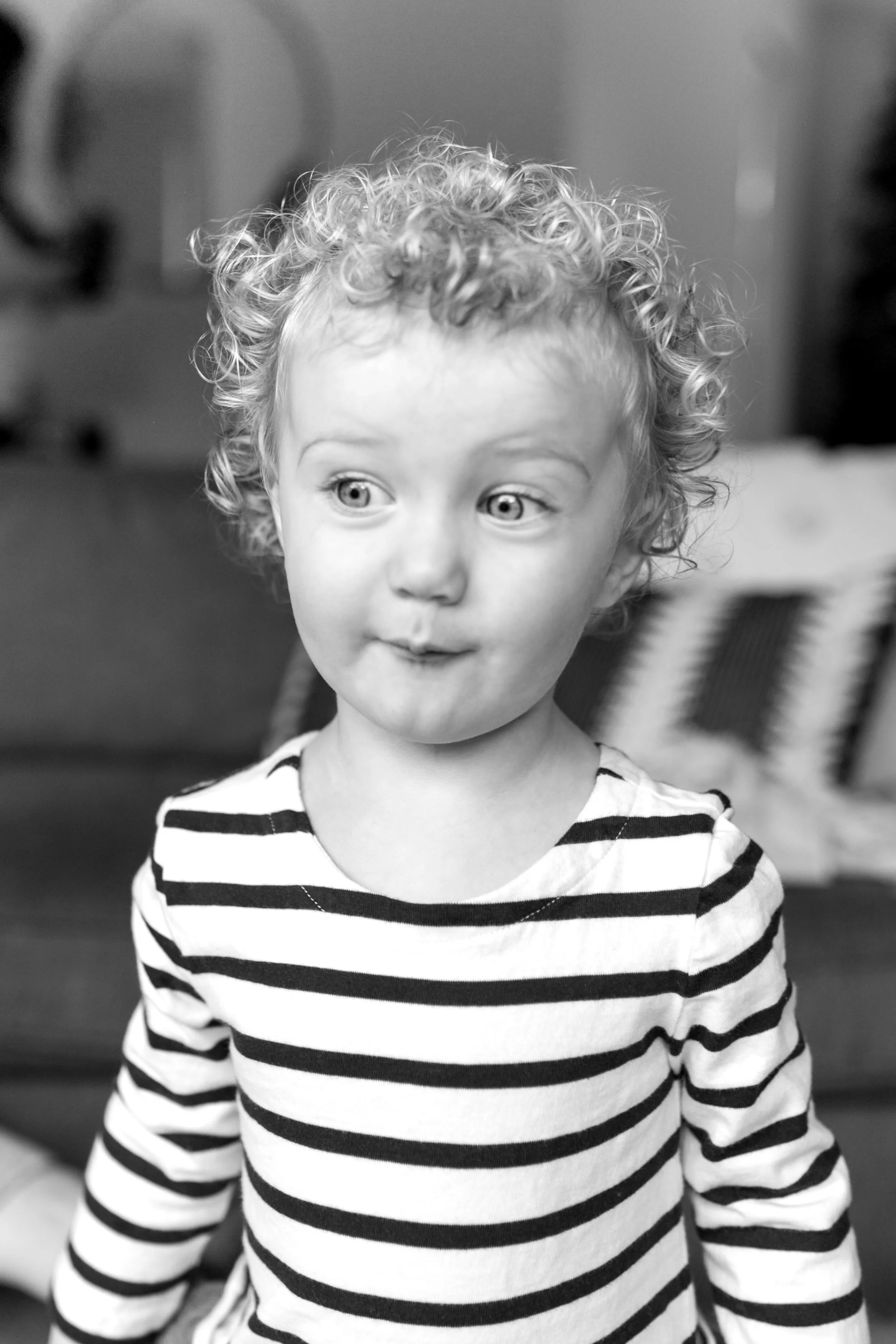 Lora Grady At Home Lifestyle Family Session with natural light and Toddler-6.jpg
