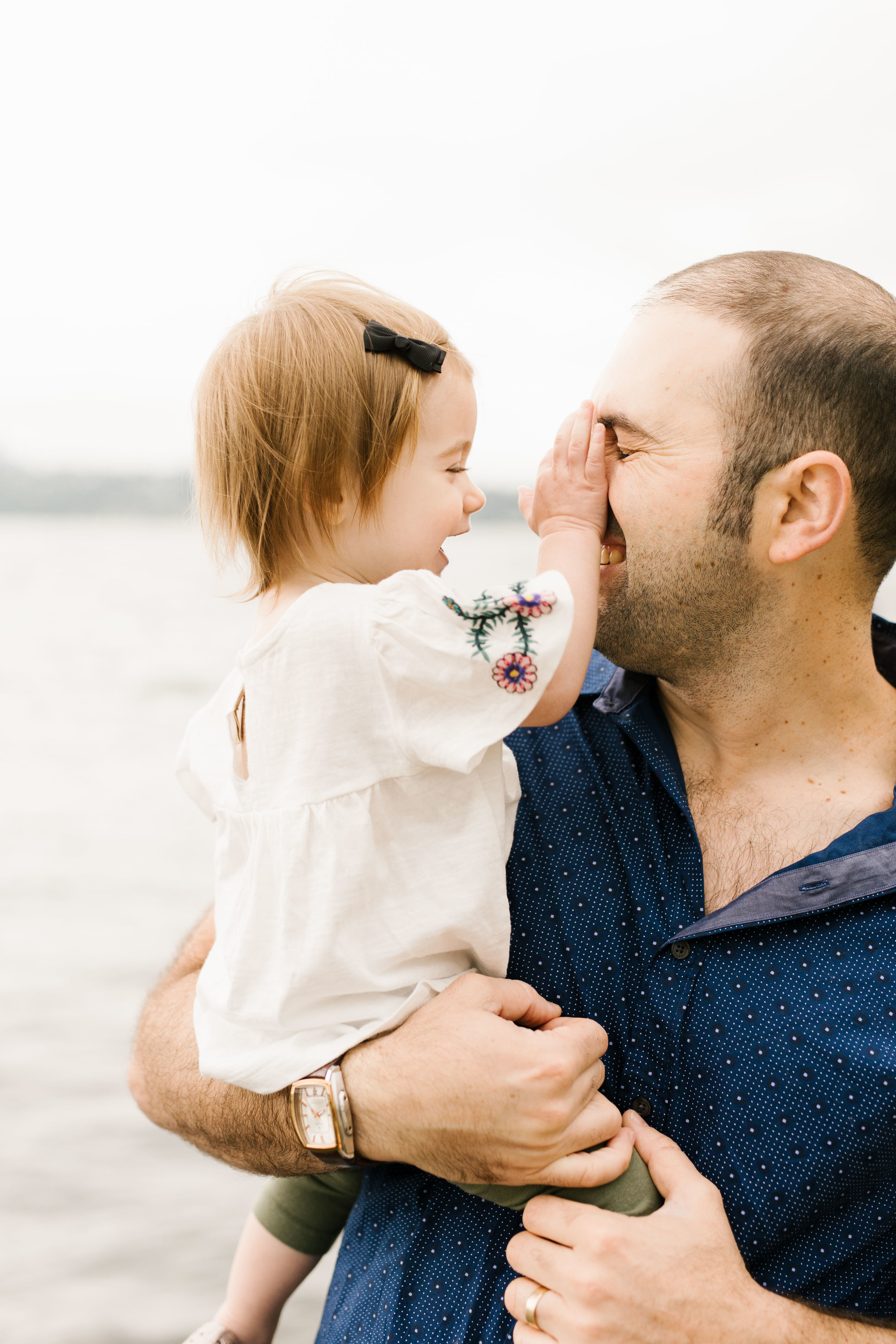 Family Photography Session on the Beach in Seattle Bellevue WA Natural Light Chelsea Macor Photography-13.jpg