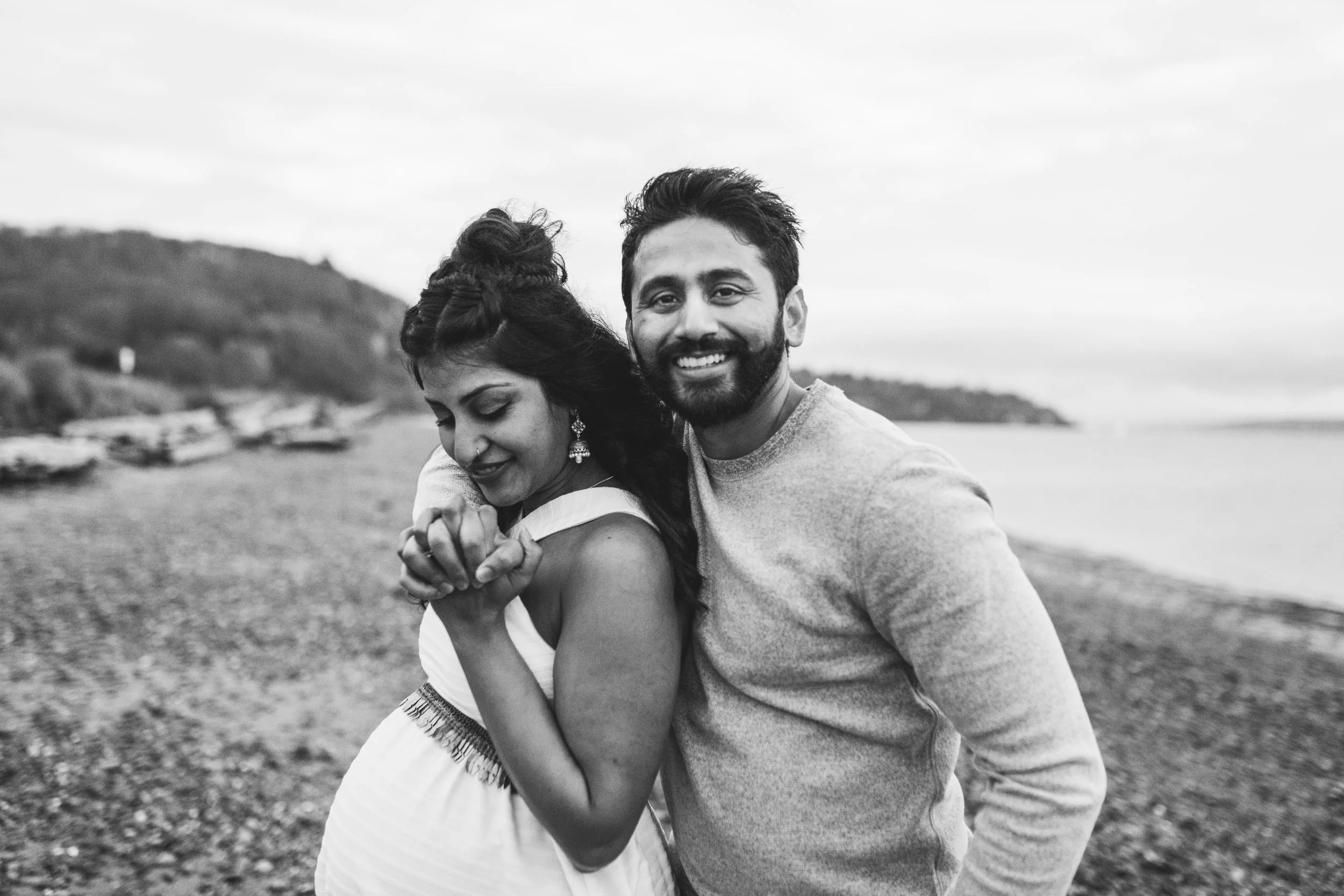 seattle, photographer, photography, discovery park, maternity, natural light, golden hour, sunset, dusk, twilight, family, newborn,