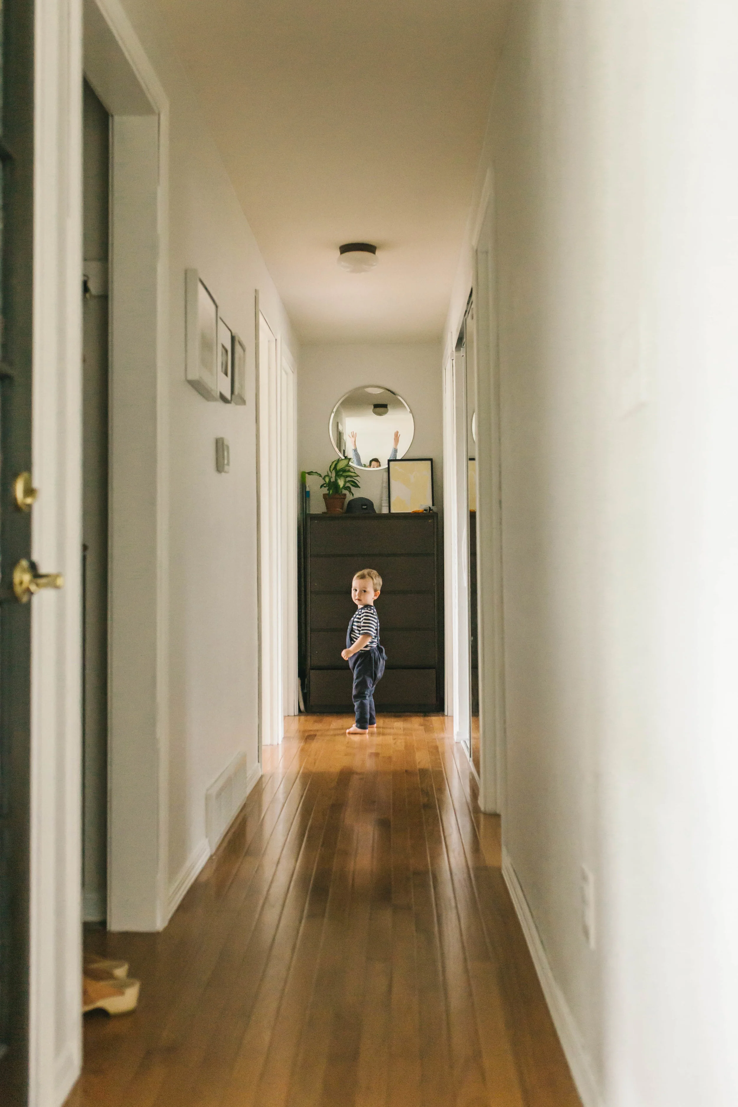 An intimate and authentic home session in Seattle by Chelsea Macor Photography_-4.jpg