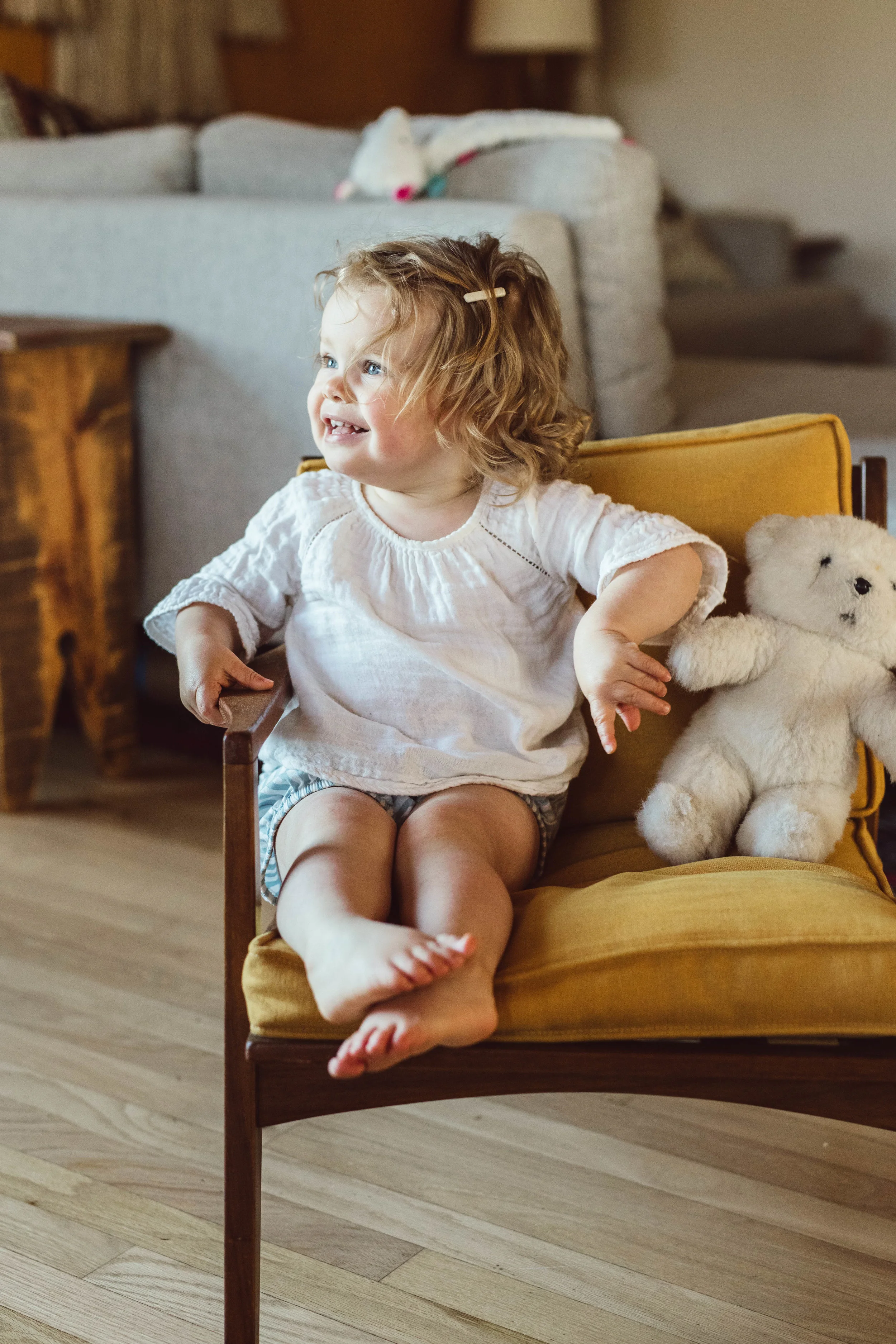 Fun and sweet in-home session with natural light in a seattle house and neighborhood by Chelsea Macor Photography-29.jpg