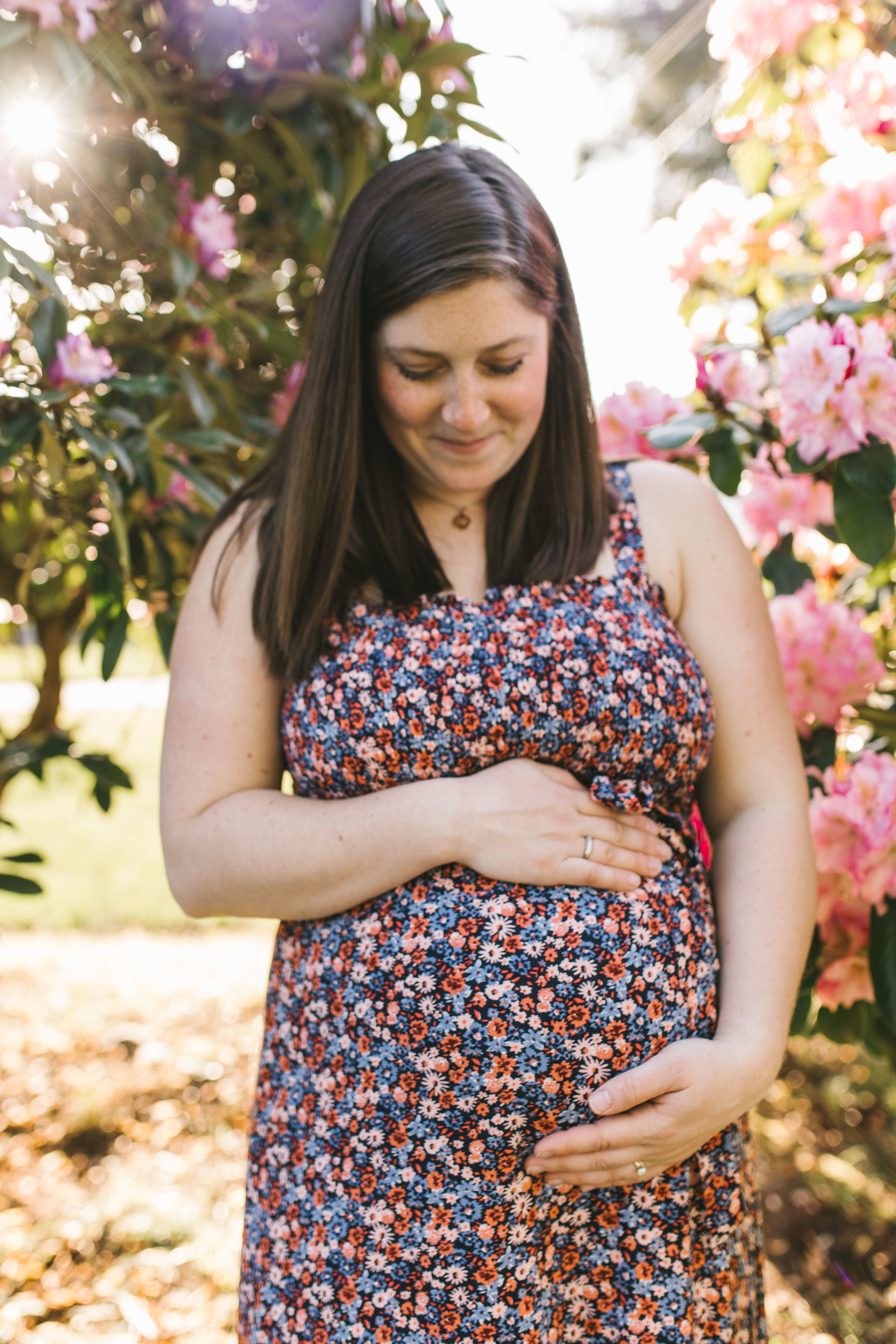In-home maternity session with sweet family in Seattle with Chelsea Macor Photography-50.jpg