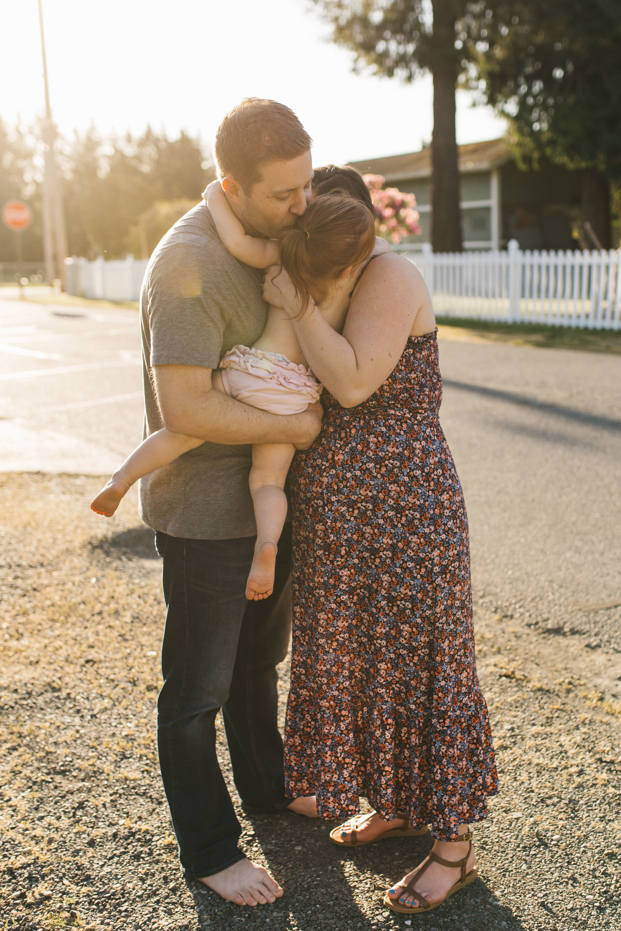 In-home maternity session with sweet family in Seattle with Chelsea Macor Photography-66.jpg