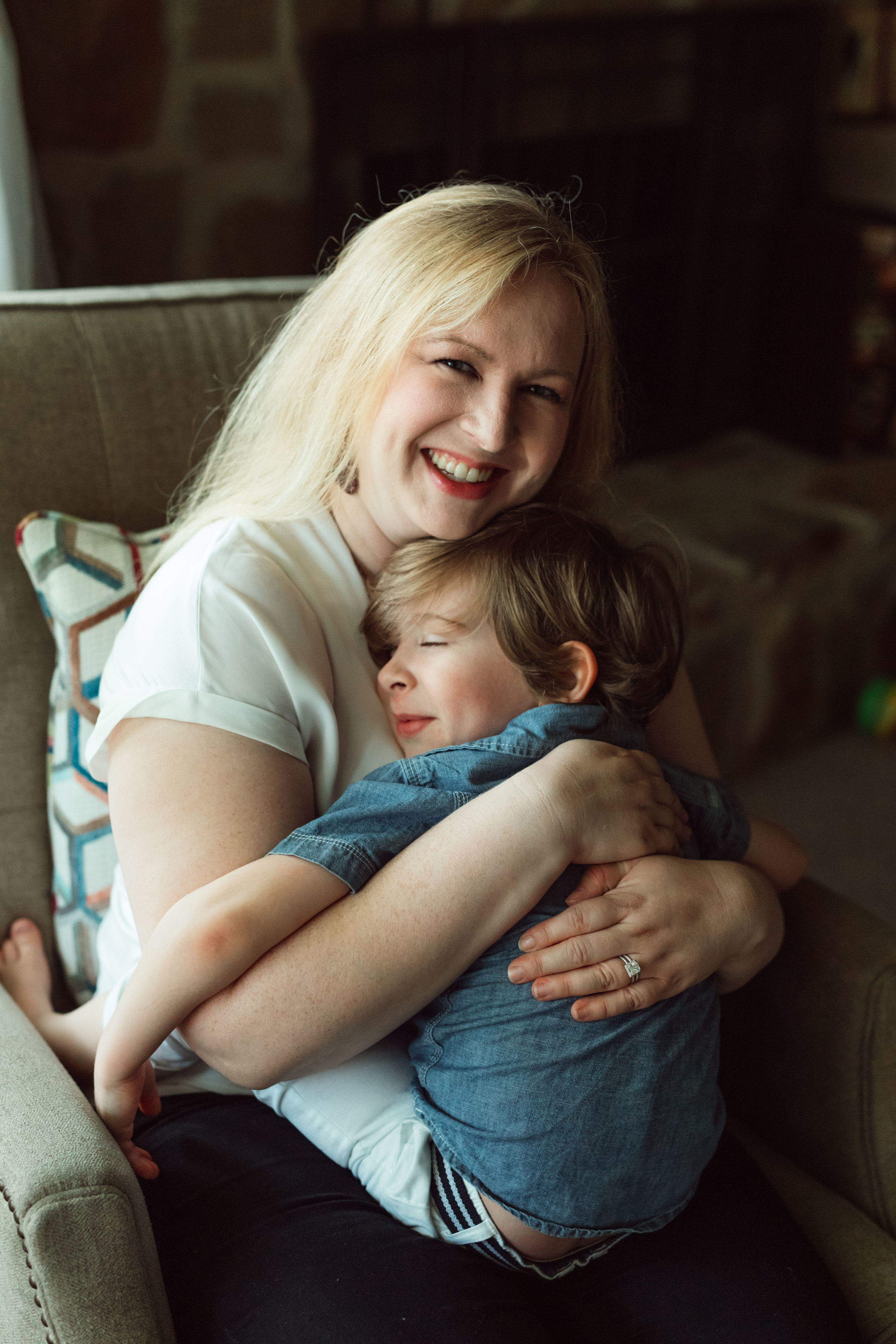 Dallas family session in-home and on a walk around the neighborhood with sweet family of four by Seattle family photographer Chelsea Macor Photography-30.jpg