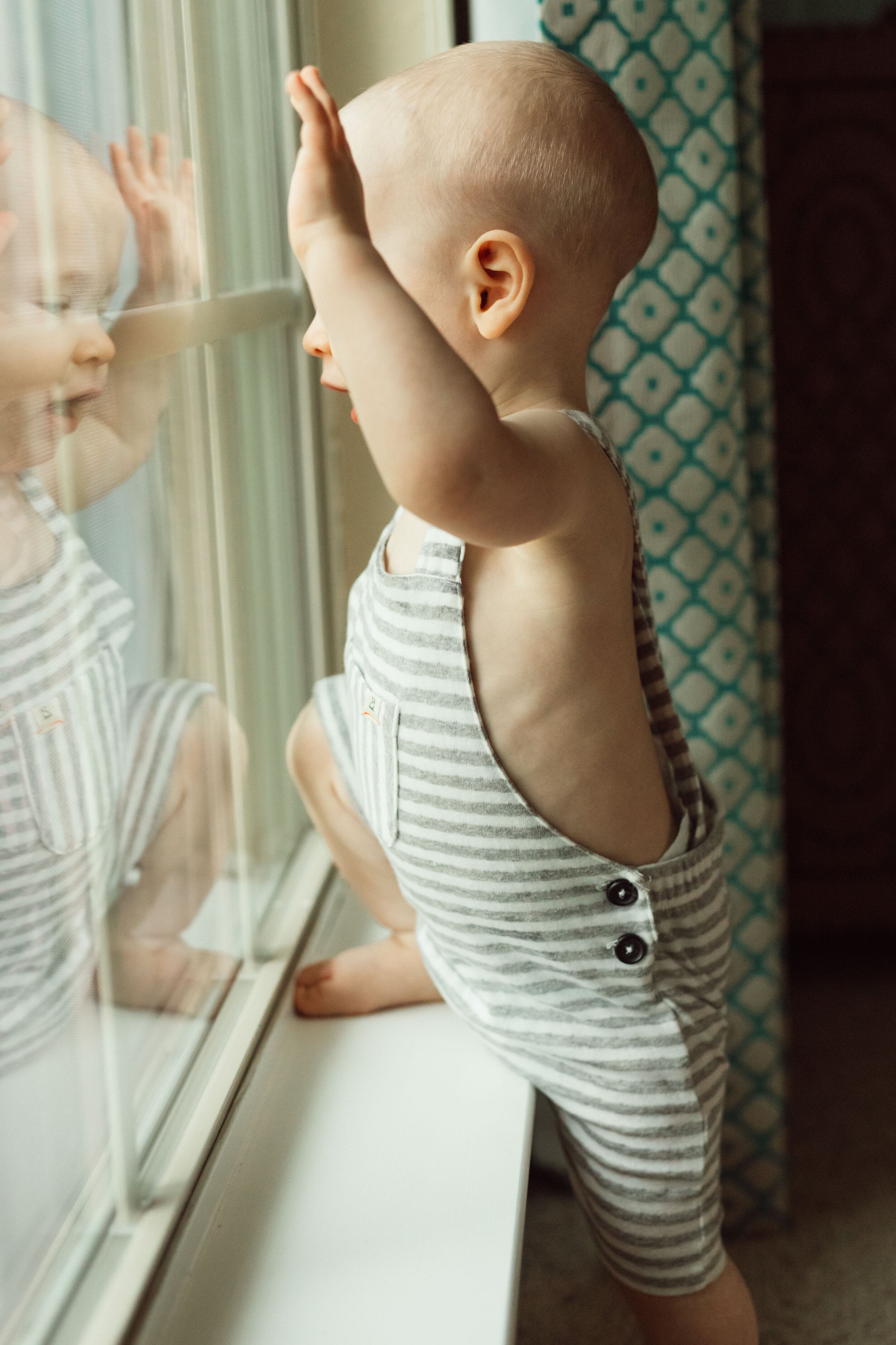 Dallas family session in-home and on a walk around the neighborhood with sweet family of four by Seattle family photographer Chelsea Macor Photography-46.jpg