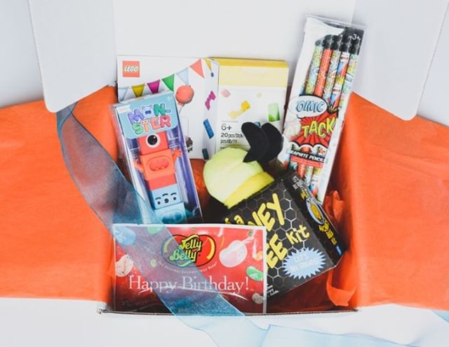 You might be wondering, what exactly is a Chocolate Soup employee subscription box? 🤔⠀
⠀
Chocolate Soup creates expertly curated and tailored employee subscription gift boxes that will show your people you care. An employee may receive a personalized box, on an important date such as their birthday or their child's birthday, a work anniversary or even celebrating a pet! ⠀
⠀
In the photo, we're highlighting a child's birthday box! It includes some fun (and educational) toys that will delight an employee's child and make them feel special. ⠀
⠀
We offer base plans and add-ons (like custom lego figurines). Show your employees you care and learn more at https://buff.ly/2kDVmvW.⠀
⠀
#employeerecognition #employeegifts #engagement #companyculture #HR #employeeexperience