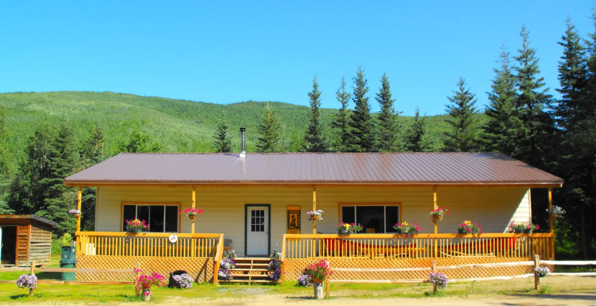 Kennel visitor center