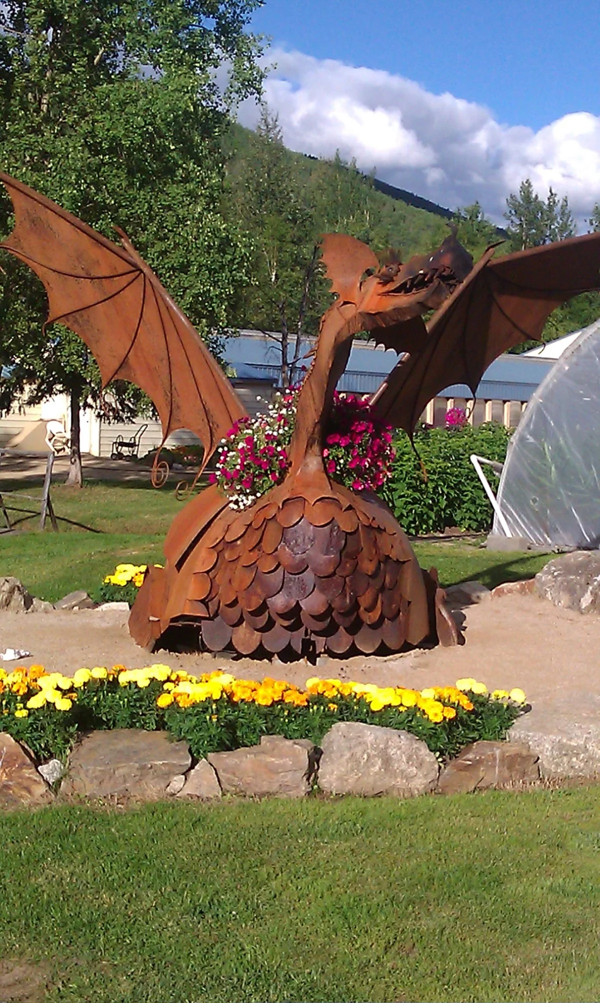 Flowers surrounding the Chena Hot Springs Dragon BBQ