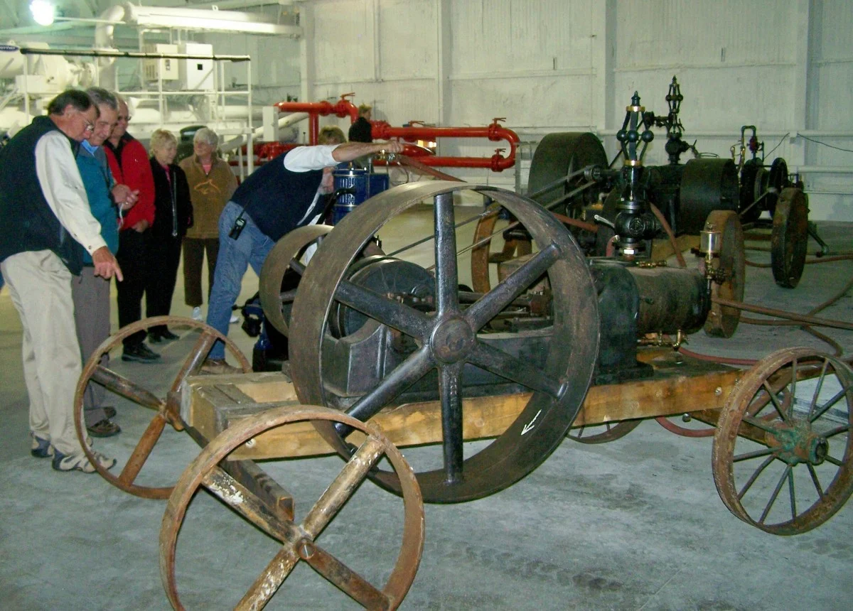 tourists bernie steam engines.jpg