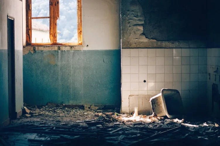 Crumbling Consensus