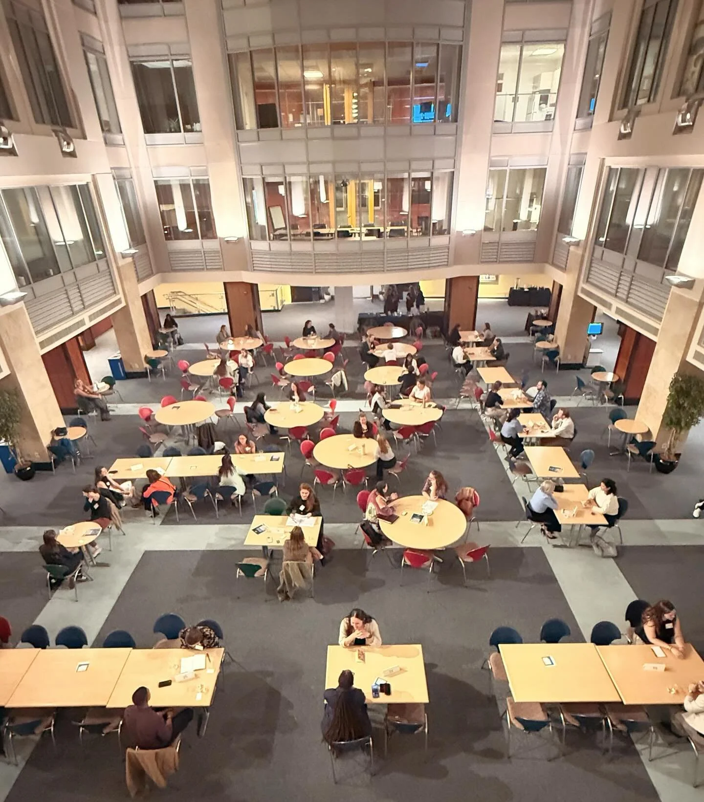 A day full of stories, guidance, and genuine connections. Thank you to everyone who made our annual speed mentoring event a success! 🙌🌊