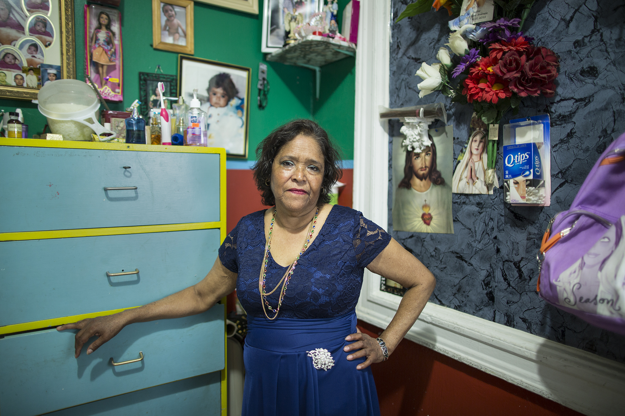 Irma Verduzco is from Morellia, Michoacán, México. She came to New York 26 years ago, having crossed the border with one of her two children. Actually, she has three jobs: cleaning houses, babysitting, and picking up plastic bottles out on the streets. She lives in Sunset Park, Brooklyn.