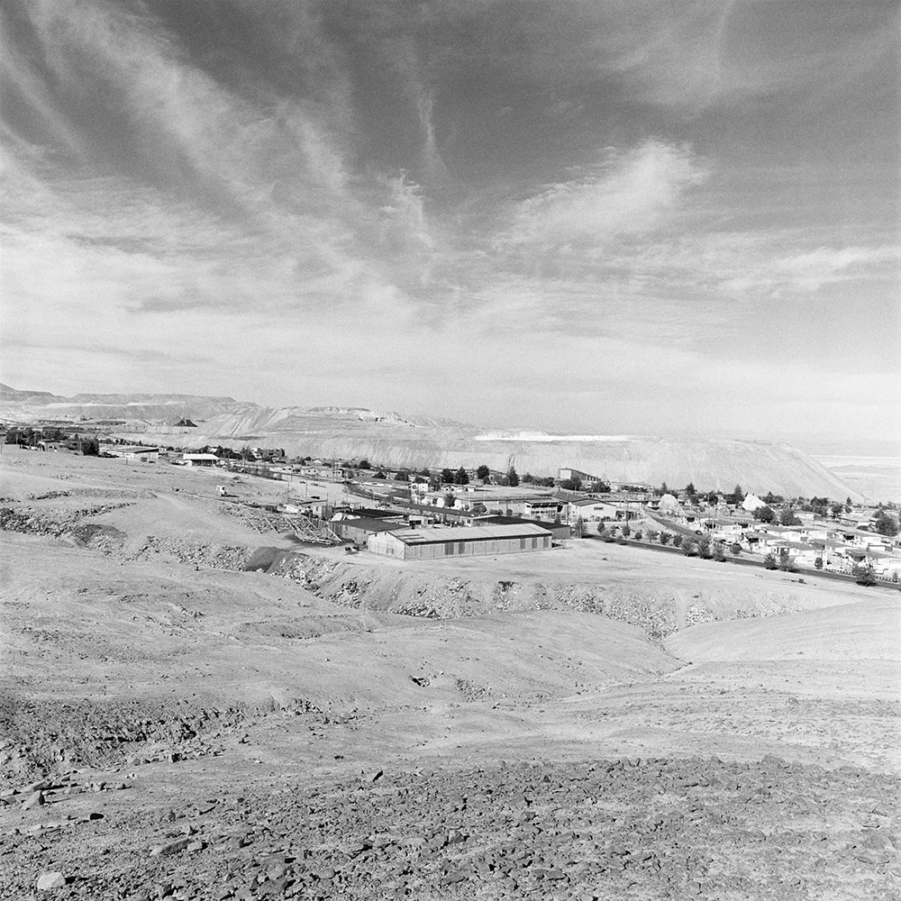 Cristian Ureta, Untitled from the series Volviendo a la Tierra, 2003–2005