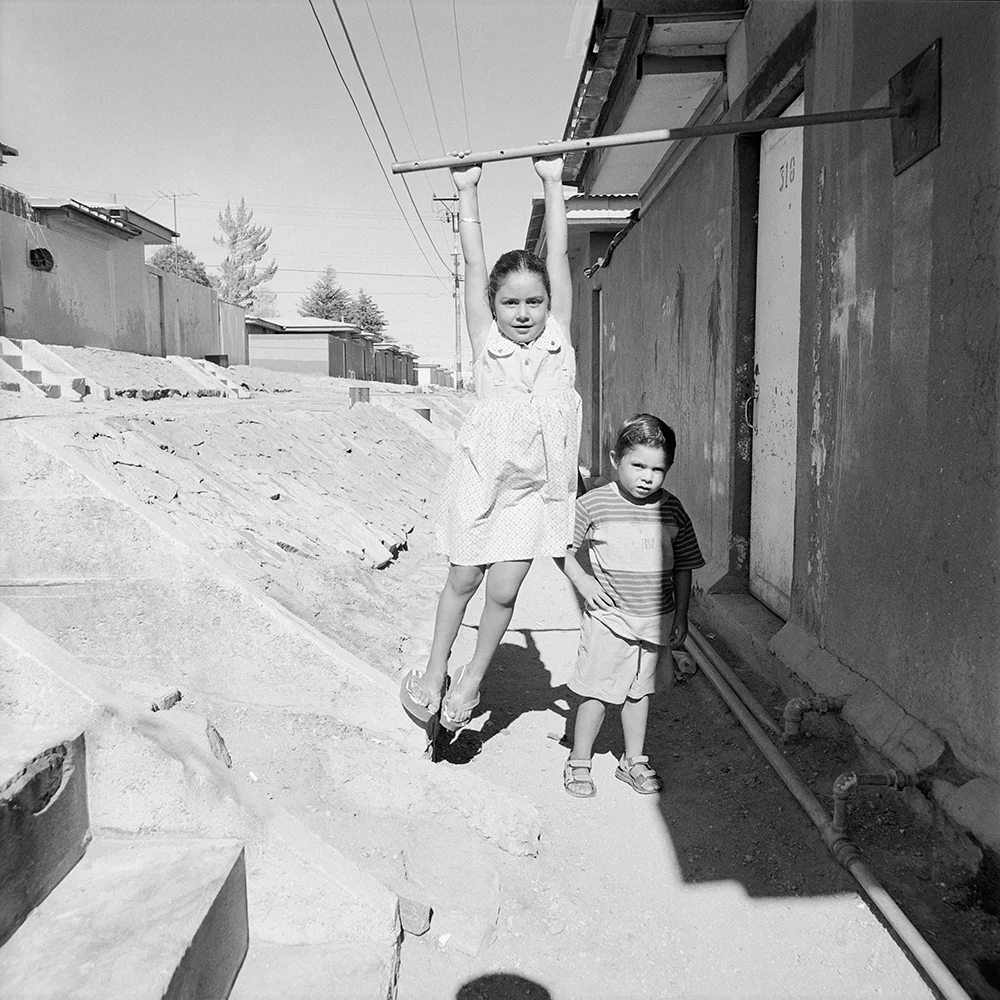 Cristian Ureta, Untitled from the series Volviendo a la Tierra, 2003–2005