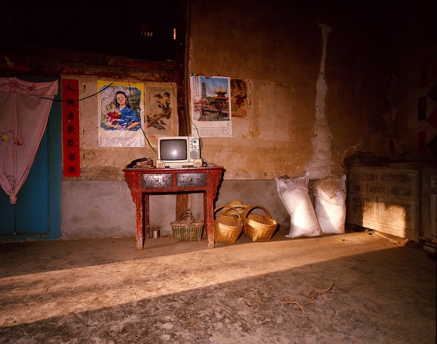 6070__630x500_16_joe-wolek_shepherds-house-near-yushu-on-tibetan-plateau-qinghai-province-1999_show2001.jpg