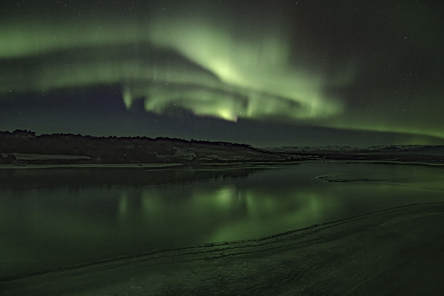  Kiliii Yuyan,  Auroral Vortex Over South Iceland , 2018 