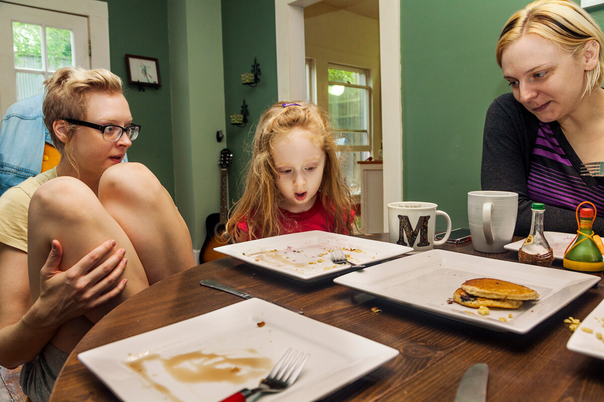  Glenna Jennings,  At Table #25 (Athens, Ohio) , 2005–2020 