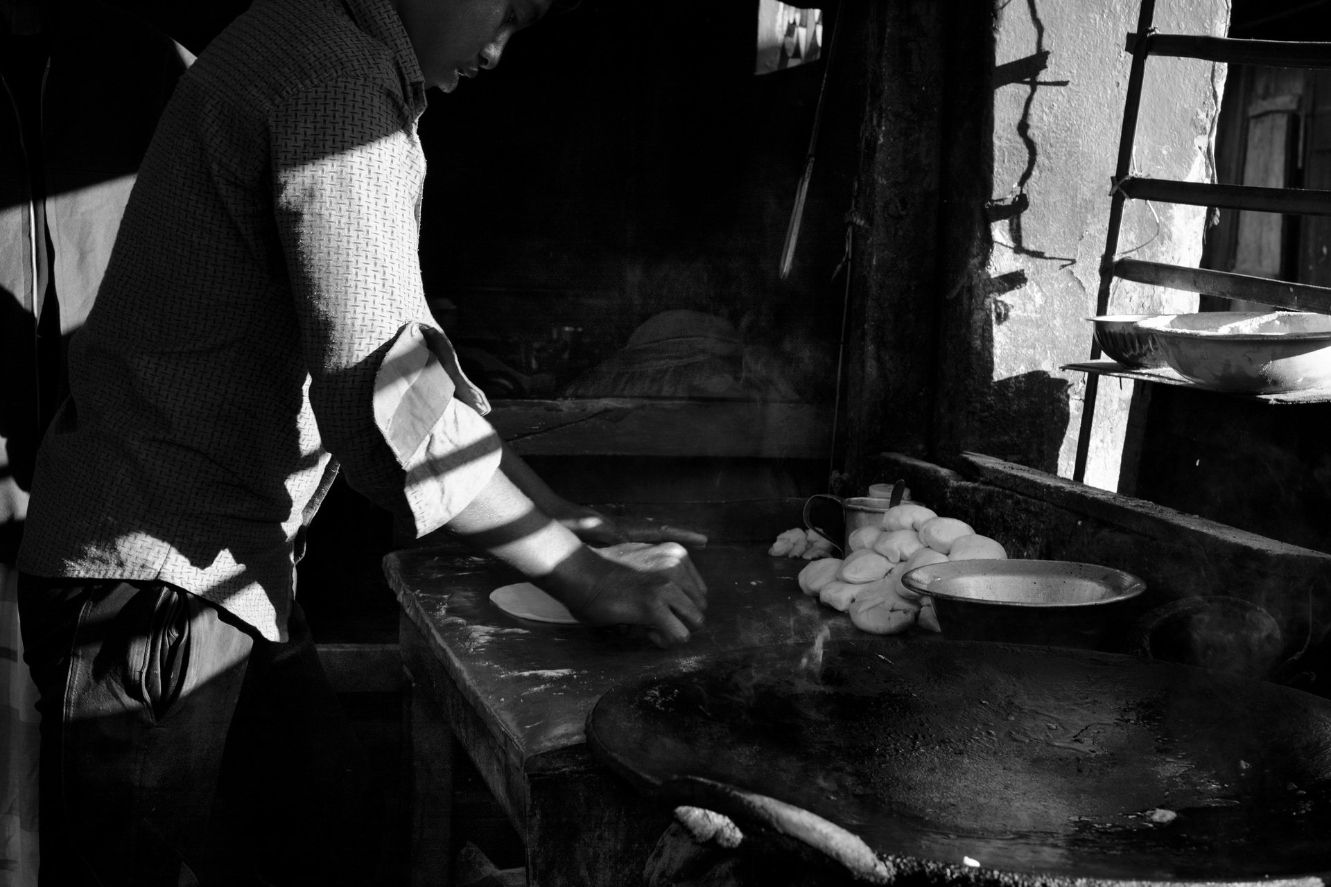 Bangladesh: Making Bread Shadows